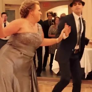 Worth to watch. A mother’s hilarious dance at her son’s wedding has stunned the guests and the whole social media