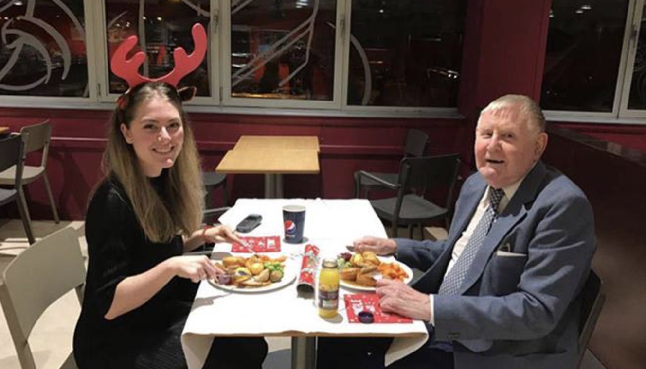 Store worker takes elderly widower out on a date after finding out he’s spending Christmas alone