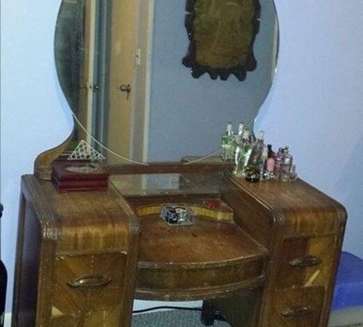 Giving a 1942 Vanity Table a New Life